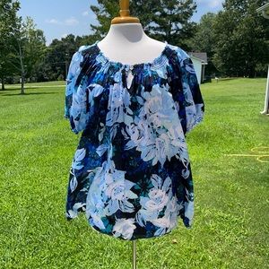 Croft & Barrow Women’s Blue Floral Print Top